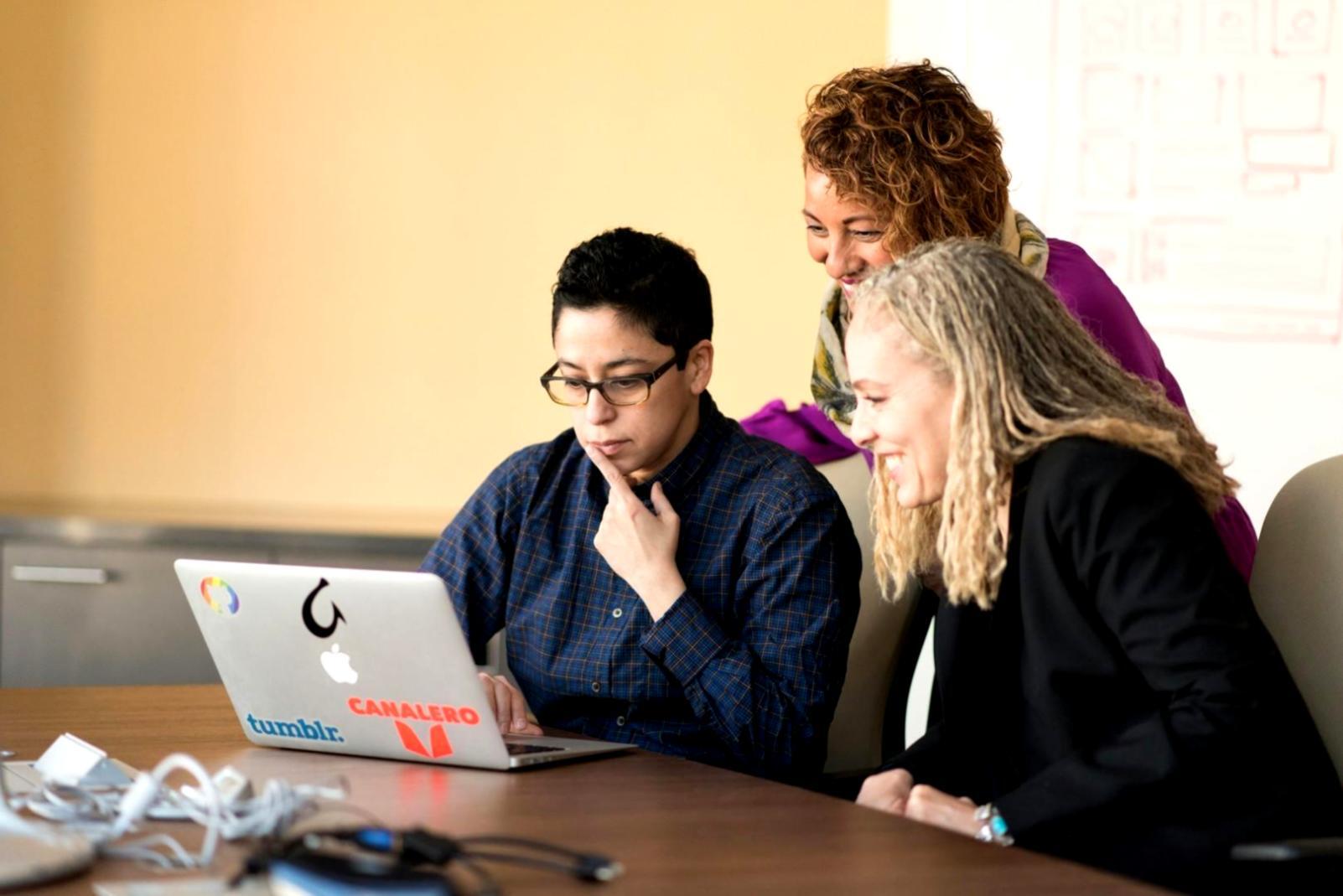 Environnement d'apprentissage collaboratif pour professionnels de l'assurance